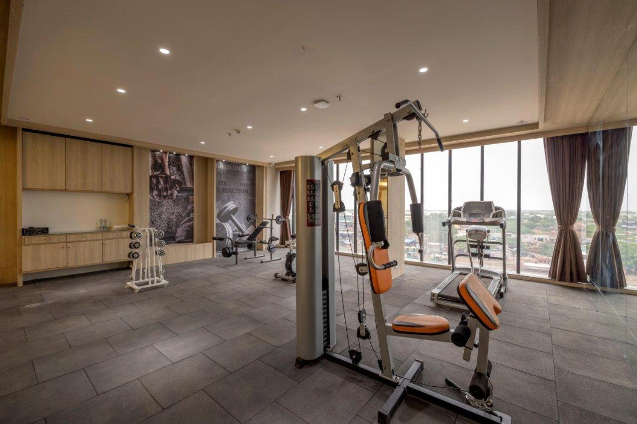 Sarovar Portico Morbi Ngoại thất bức ảnh