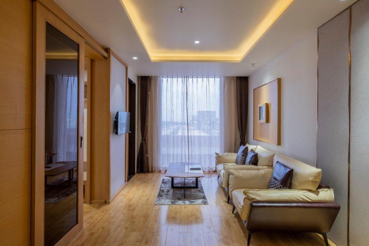 Sarovar Portico Morbi Ngoại thất bức ảnh